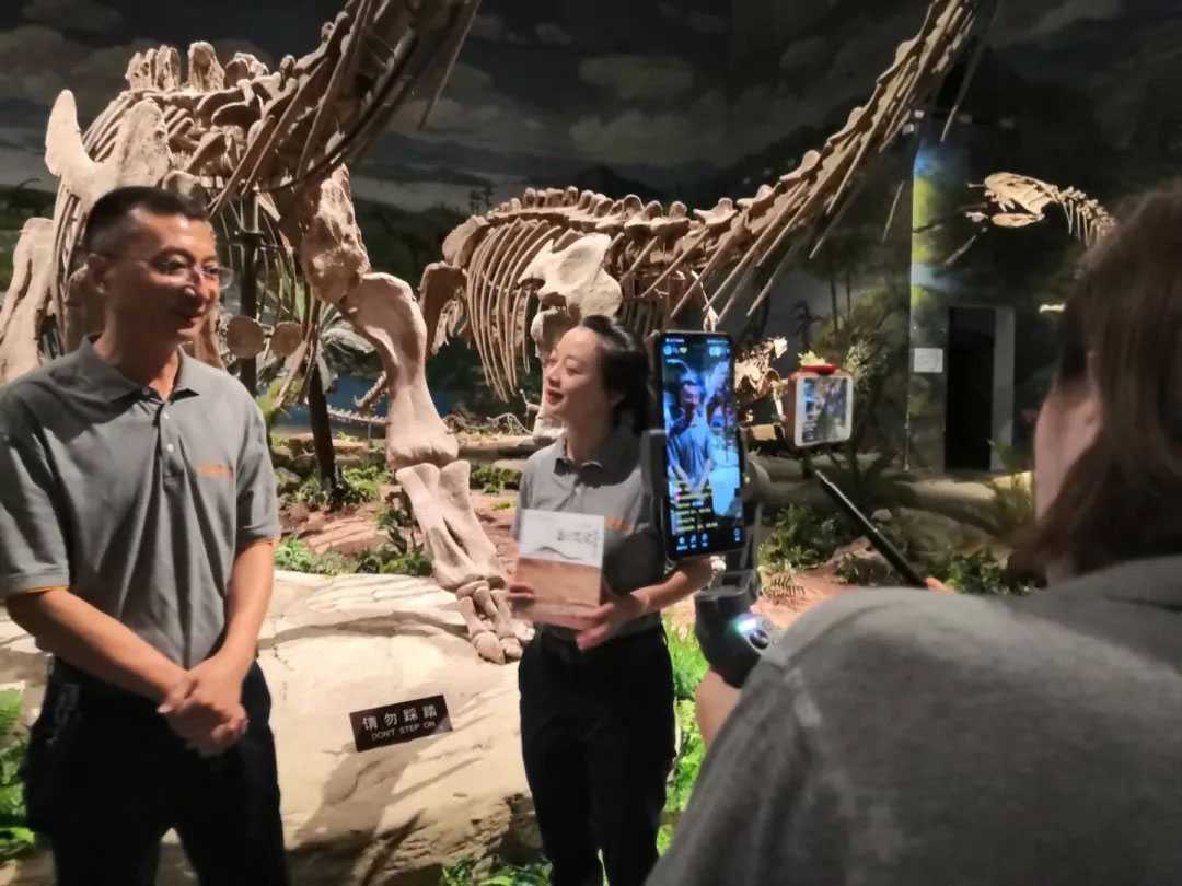 恐龙博物馆在哪里？博物馆里的动物模型是怎么制作的？